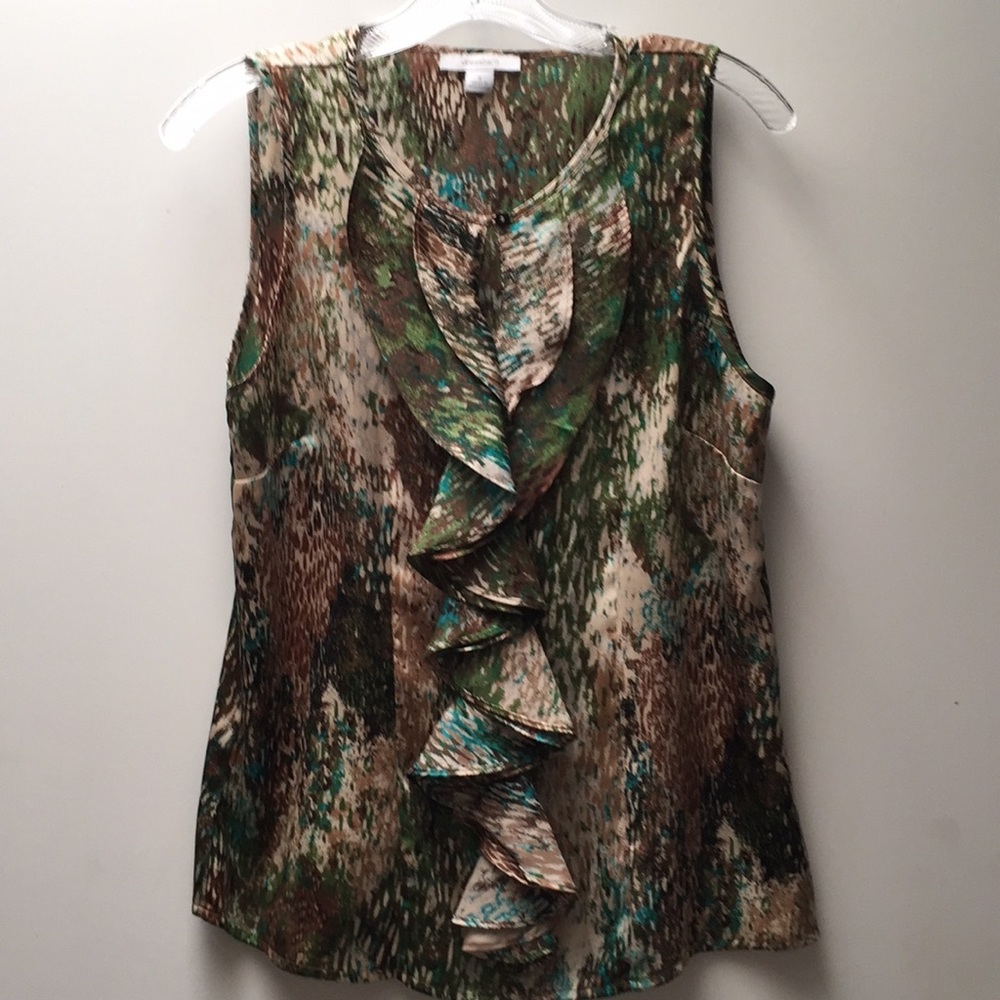 Pretty sleeveless top